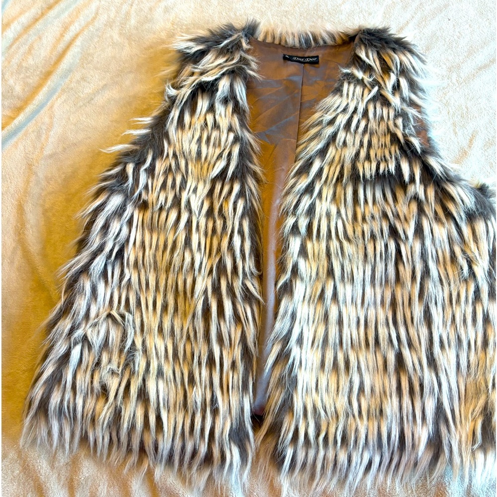 Faux Fur Woman’s vest gray size XL